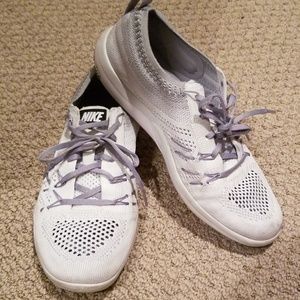 Nike Flyknit Frees